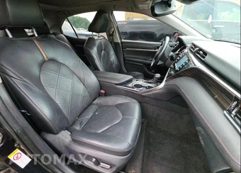 2018 Toyota Camry XLE - miniatura 6