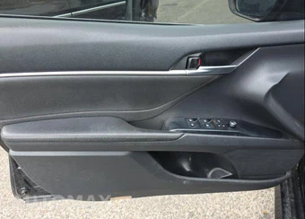 2018 Toyota Camry XLE - miniatura 7