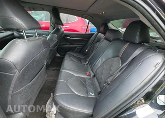 2018 Toyota Camry XLE - miniatura 9