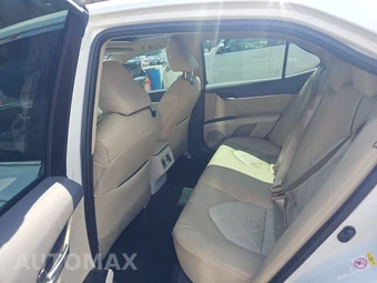 2018 Toyota Camry XLE - miniatura 13
