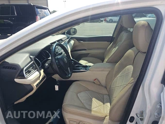 2018 Toyota Camry XLE - miniatura 7