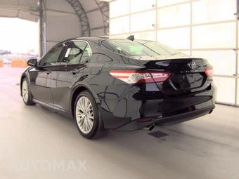 2018 Toyota Camry XLE - miniatura 6