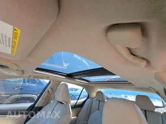 2018 Toyota Camry XLE - miniatura 18