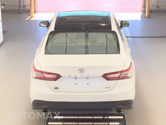 2018 Toyota Camry XLE - miniatura 5