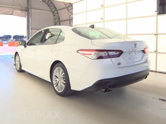 2018 Toyota Camry XLE - miniatura 6
