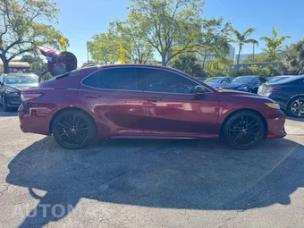 2018 Toyota Camry XSE - miniatura 14