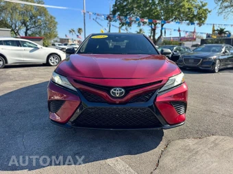 2018 Toyota Camry XSE - miniatura 5