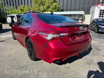 2018 Toyota Camry XSE - miniatura 8