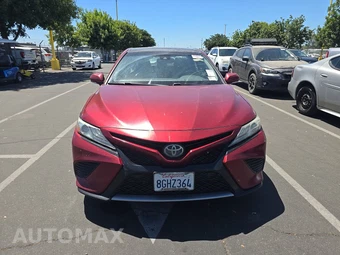 2018 Toyota Camry XSE - miniatura 2