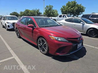 2018 Toyota Camry XSE - miniatura 3