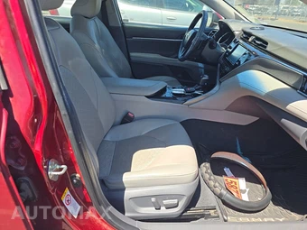 2018 Toyota Camry XSE - miniatura 9
