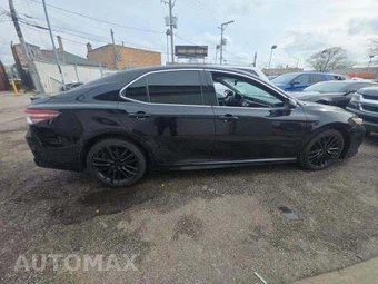 2018 Toyota Camry XSE - miniatura 4
