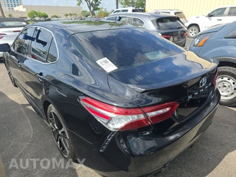 2018 Toyota Camry XSE - miniatura 6