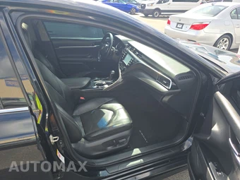 2018 Toyota Camry XSE - miniatura 8