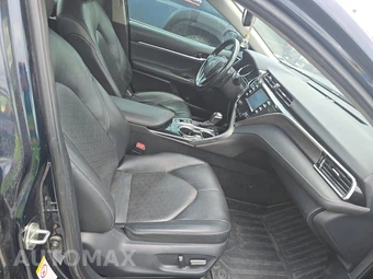 2018 Toyota Camry XSE - miniatura 8