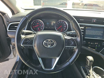 2018 Toyota Camry XSE - miniatura 10