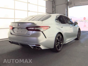 2018 Toyota Camry XSE - miniatura 4