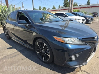 2018 Toyota Camry XSE - miniatura 3