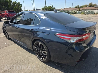 2018 Toyota Camry XSE - miniatura 6