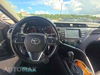2018 Toyota Camry XSE - miniatura 11