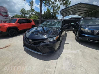 2018 Toyota Camry XSE