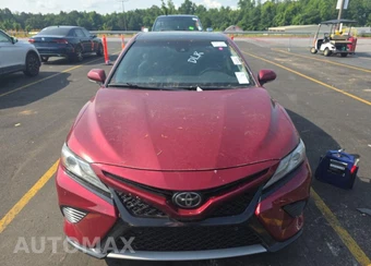 2018 Toyota Camry XSE - miniatura 2
