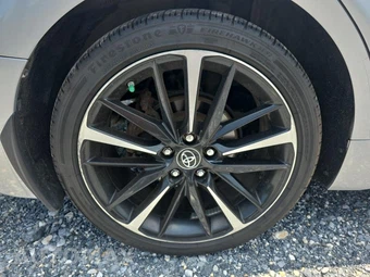 2018 Toyota Camry XSE - miniatura 10