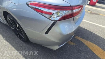 2018 Toyota Camry XSE - miniatura 25
