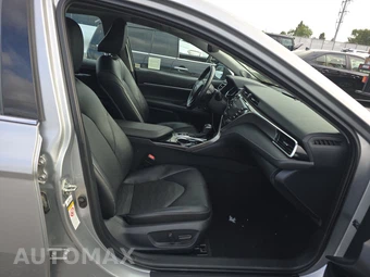 2018 Toyota Camry XSE - miniatura 8