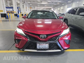2018 Toyota Camry XSE - miniatura 2