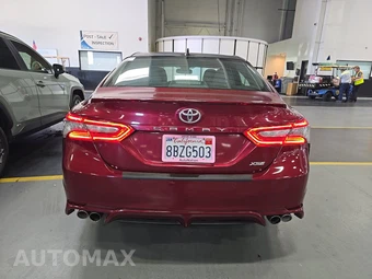 2018 Toyota Camry XSE - miniatura 5