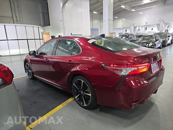 2018 Toyota Camry XSE - miniatura 6