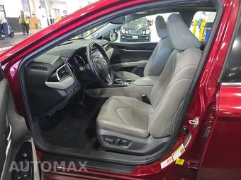 2018 Toyota Camry XSE - miniatura 7