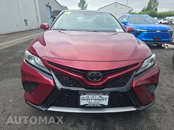 2018 Toyota Camry XSE - miniatura 2