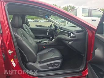 2018 Toyota Camry XSE - miniatura 8