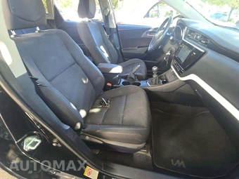 2018 Toyota Corolla iM Hatchback – miniatura 18