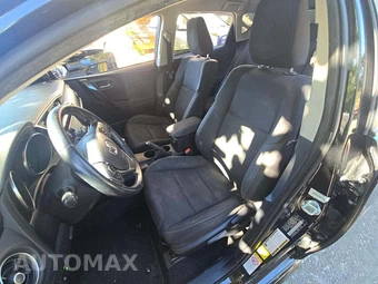 2018 Toyota Corolla iM Hatchback – miniatura 6