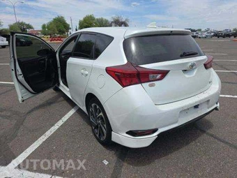 2018 Toyota Corolla iM Hatchback – miniatura 2