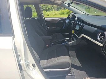 2018 Toyota Corolla iM Hatchback – miniatura 8