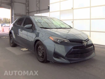 2018 Toyota Corolla LE Sedan – miniatura 3