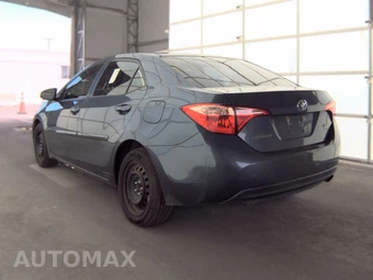 2018 Toyota Corolla LE Sedan – miniatura 6