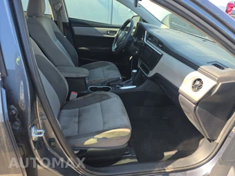 2018 Toyota Corolla LE Sedan – miniatura 8