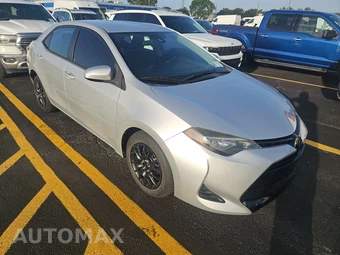 2018 Toyota Corolla LE Sedan – miniatura 3