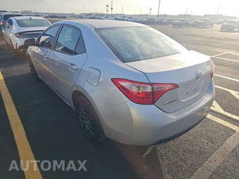 2018 Toyota Corolla LE Sedan – miniatura 6