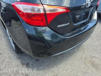 2018 Toyota Corolla LE Sedan - miniatura 24