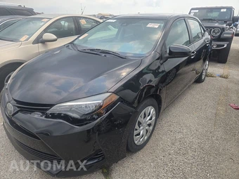 2018 Toyota Corolla LE Sedan