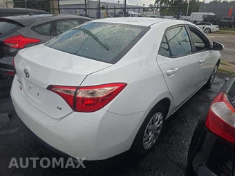 2018 Toyota Corolla LE Sedan – miniatura 3