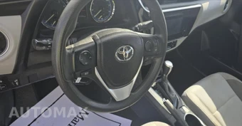 2018 Toyota Corolla LE Sedan - miniatura 9