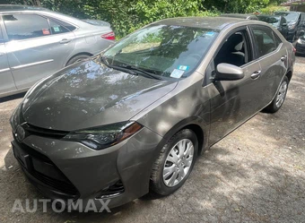 2018 Toyota Corolla LE Sedan - miniatura 2