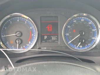 2018 Toyota Corolla LE Sedan - miniatura 12